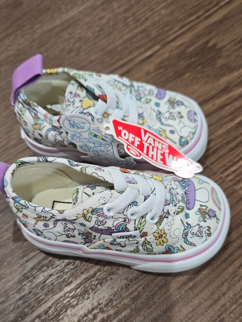 Vans Kids Unicorn & Floral Canvas Sneakers in White and Purple 3